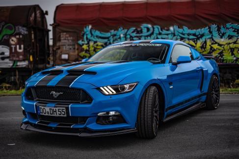 Ford Mustang mieten in Dortmund – 2017