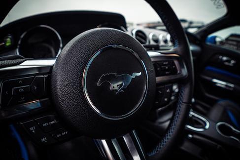 Ford Mustang mieten in Dortmund – 2017 – 4