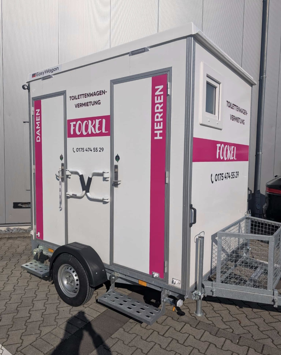 Toilettenwagen 1x Damenabteil 1x Herrenabteil mieten in Schloss Holte-Stukenbrock