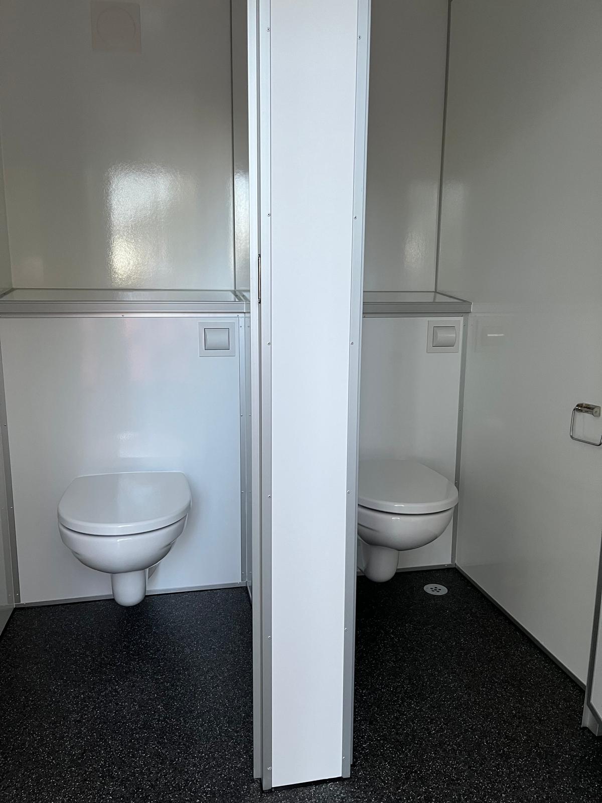 Toilettenwagen 2x Damen 1x Herren 1x Urinal mieten in Schloss Holte-Stukenbrock – 4