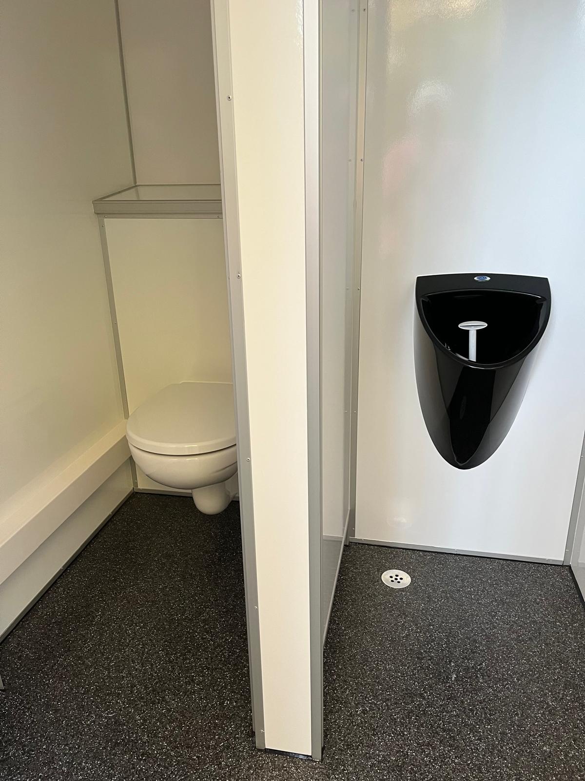 Toilettenwagen 2x Damen 1x Herren 1x Urinal mieten in Schloss Holte-Stukenbrock – 5