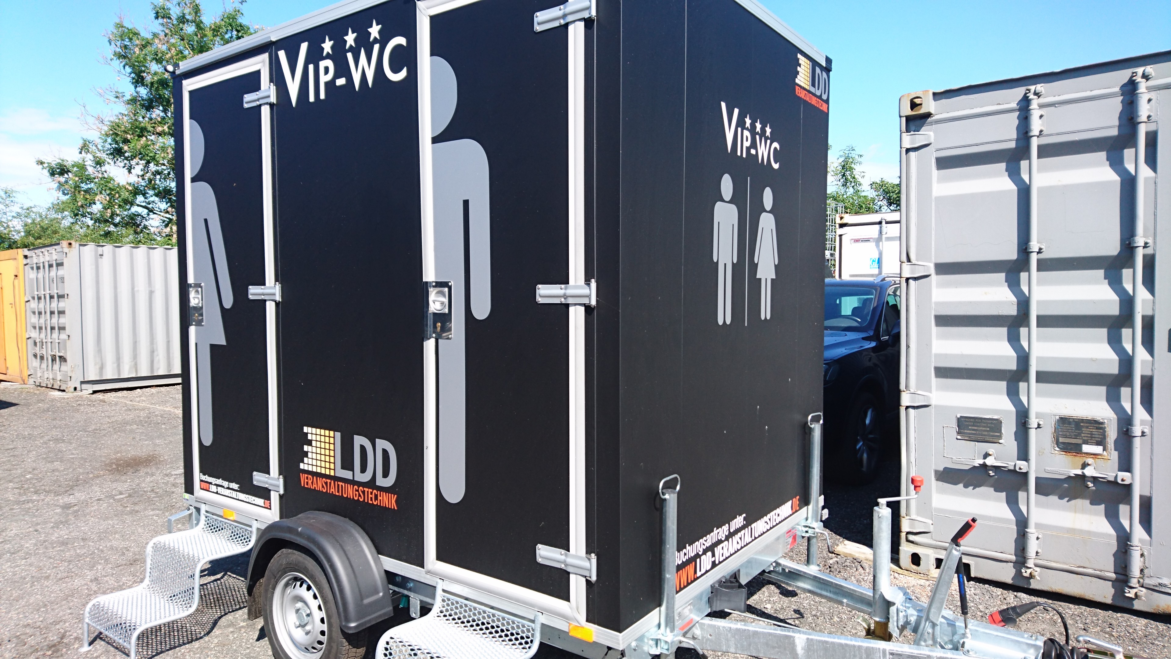 VIP Luxus WC Wagen, Toilettenwagen, WC mieten in Butjadingen – 1200kg – 2