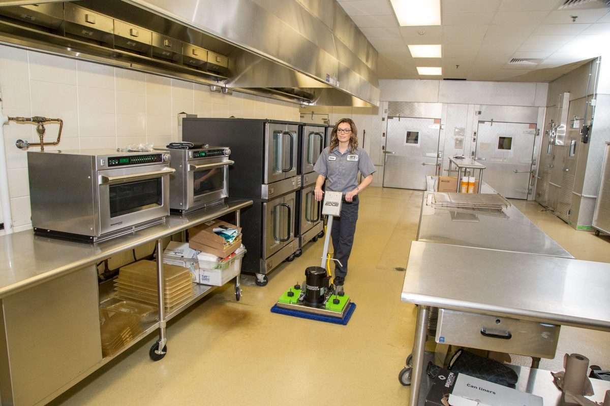 TOMCAT STICK EDGE - Ein-Pad-Scheuermaschine mieten in Solingen – 2