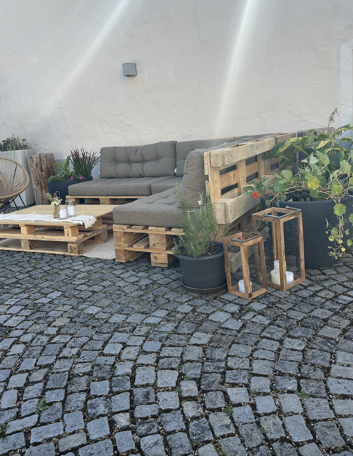 Paletten Lounge mieten in Beilngries – Sofas und Loungemöbel – 3