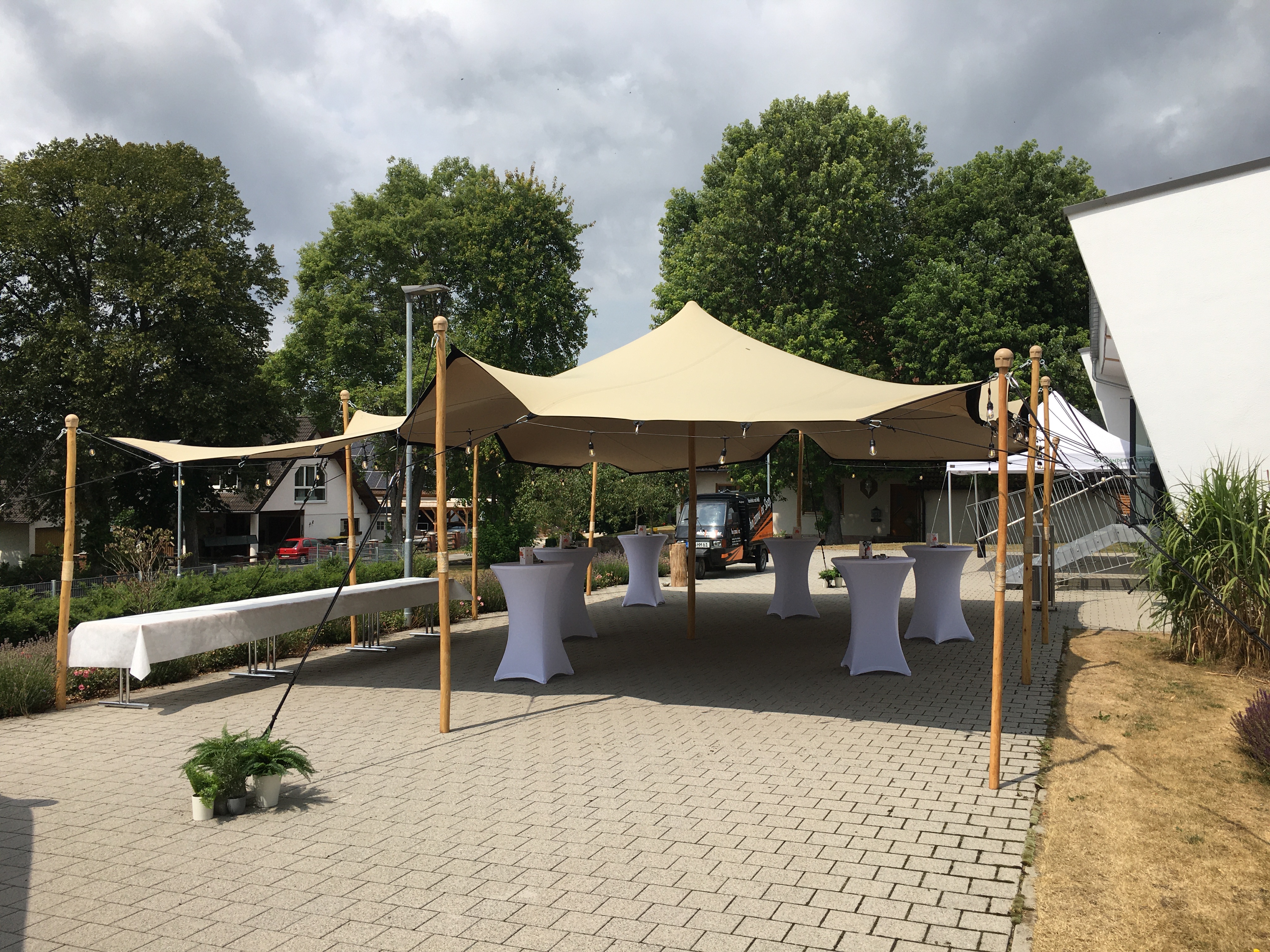 Stretchzelt / Flexzelt / Beduinenzelt / Festzelt mieten in Bräunlingen – Verschieden