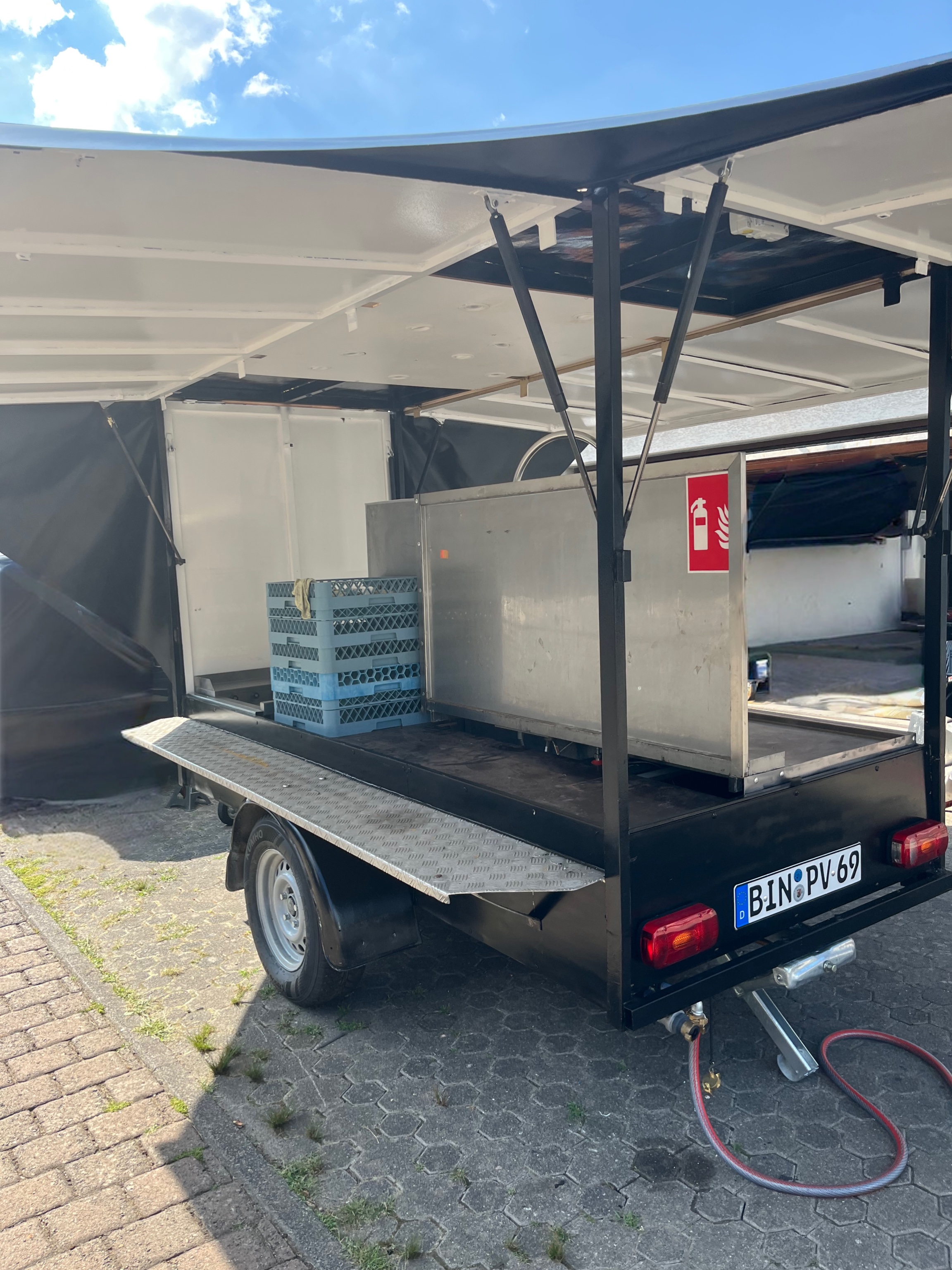 Spülmobil Geschirrmobil Spülmaschine mieten in Oberheimbach – 4