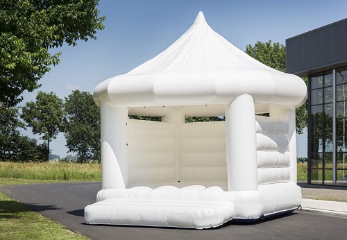 Hüpfburg Weiß "Hochzeit" mieten – Hochzeitslocation in Friedland – 2