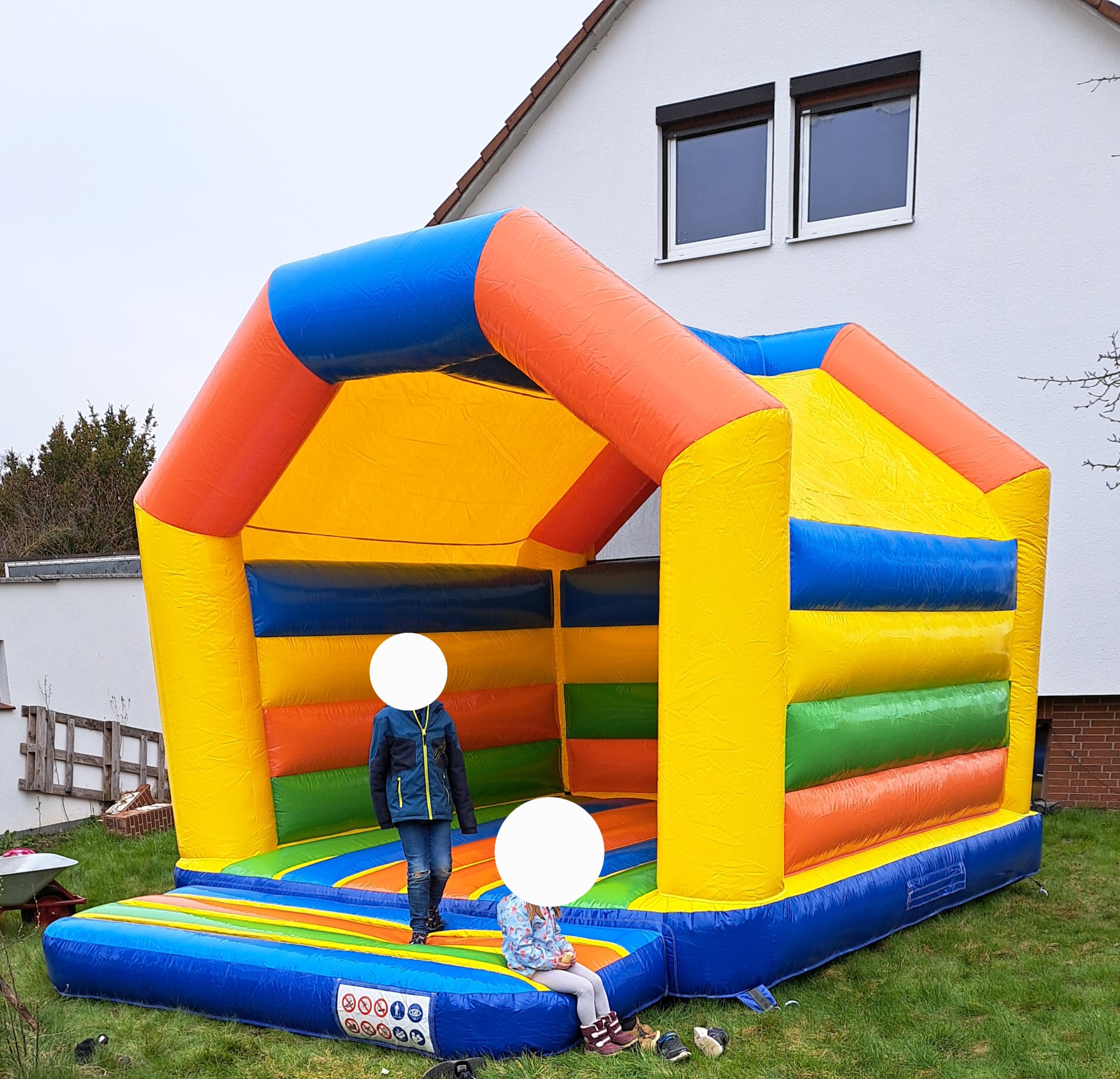 Hüpfburg 4 x 5 m mit Sonneschutz mieten in Friedland – Ohne Personal – 3