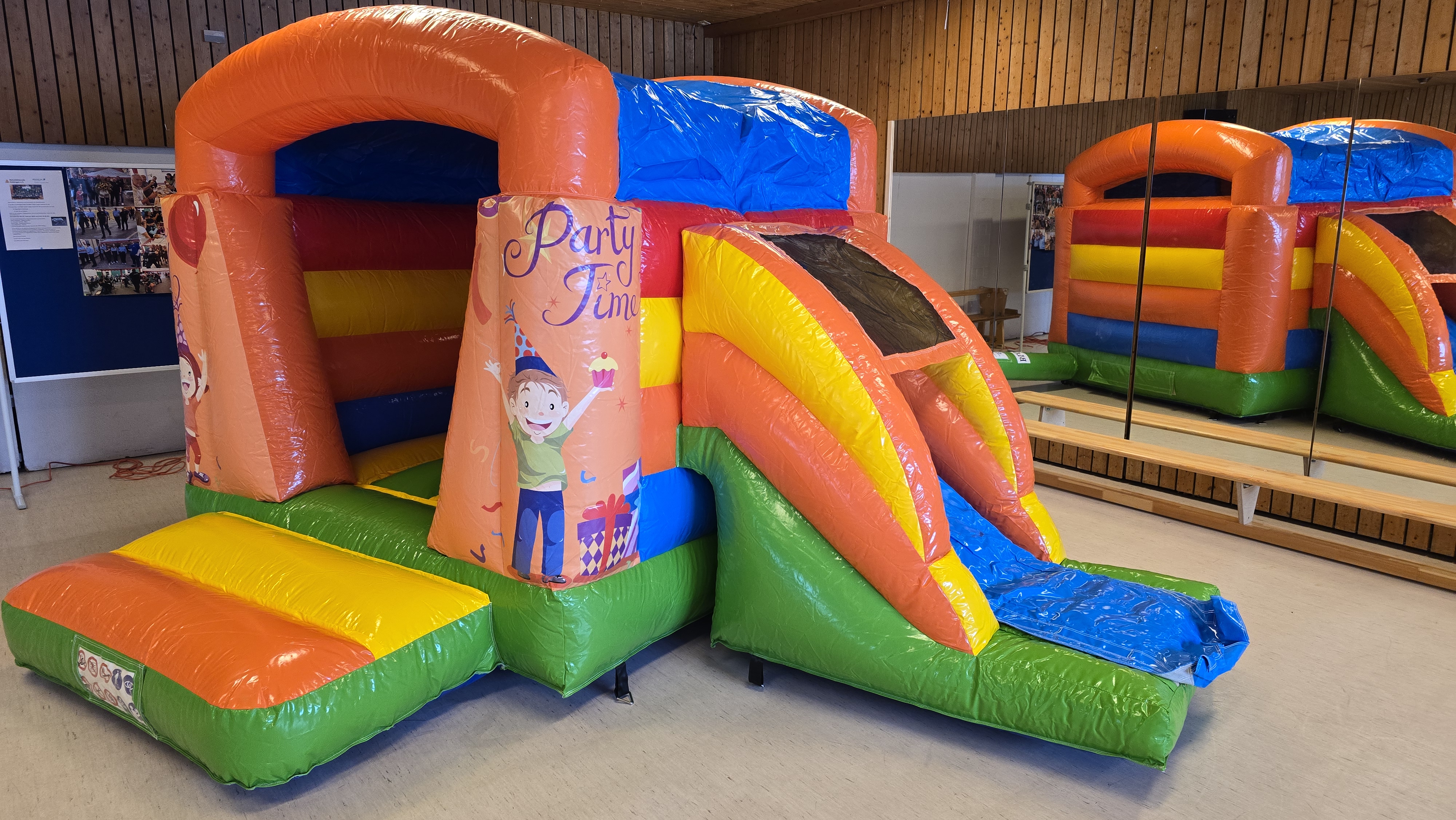 Hüpfburg klein mit Rutsch mieten in Friedland – Mit Personal – 4