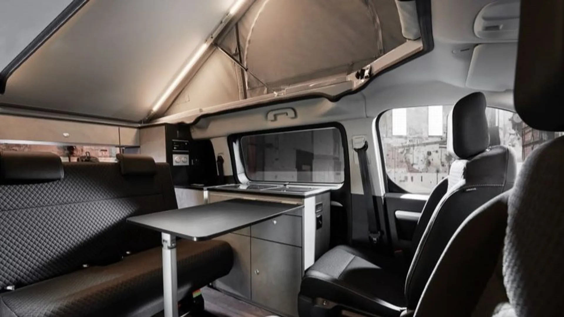 Camper Van Crosscamp Full 2.0 (4 Schlafplätze) mieten in Rosenheim – 2023 – 2
