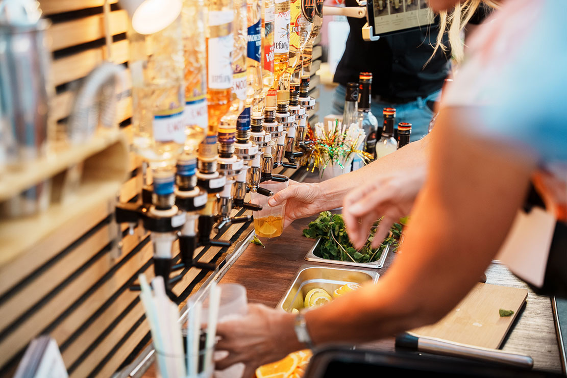 Mobile Cocktailbar für Hochzeiten mieten in Leipzig – Thumbnail 10