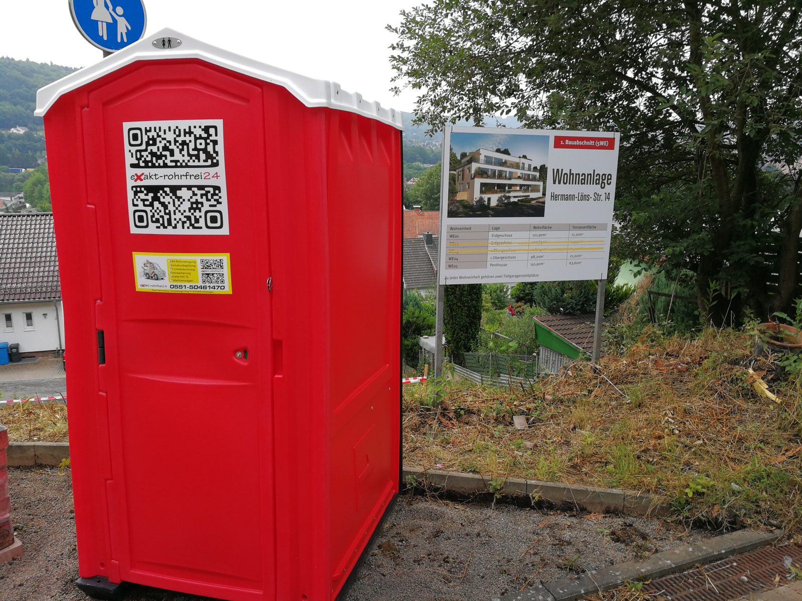 Mobile WC-Kabine mit Urinal für Ihre Baustelle mieten in Göttingen – 1,2x1,2 – 2