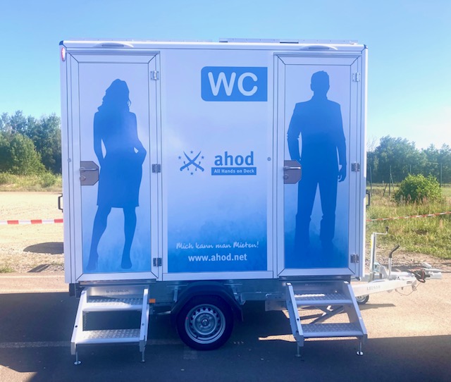 Toilettenwagen autark/ WC Wagen mieten in Berlin