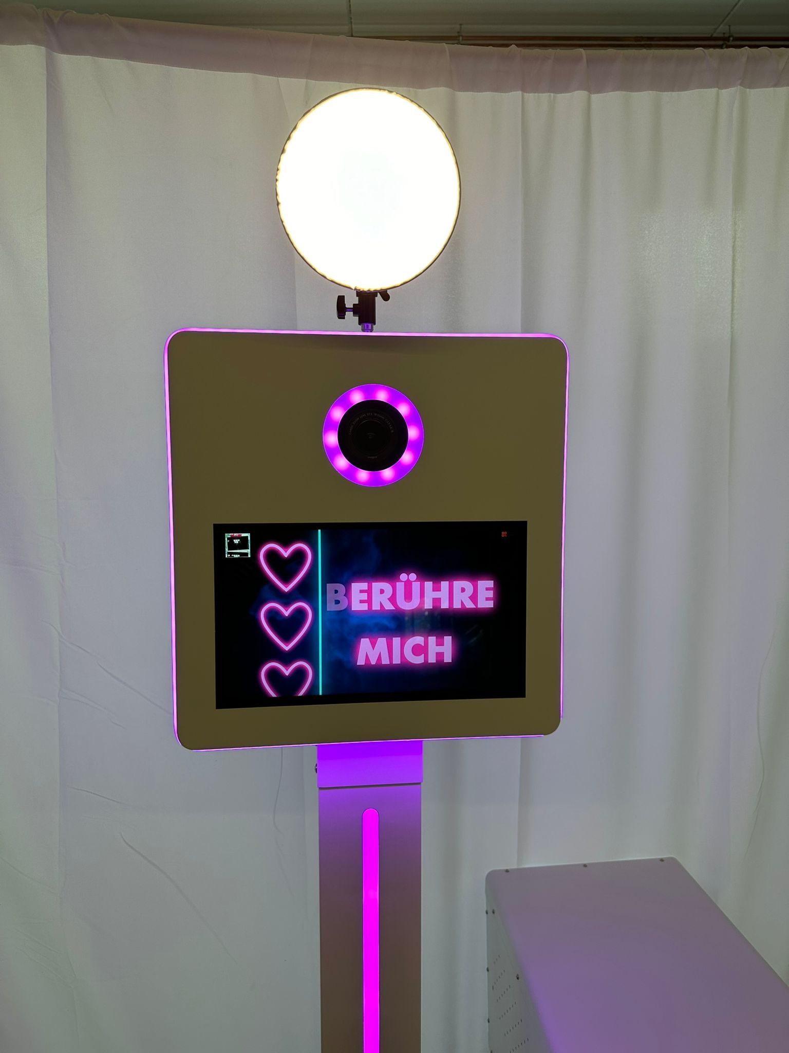 Fotobox LED Premium mieten in Wahlstedt – 2