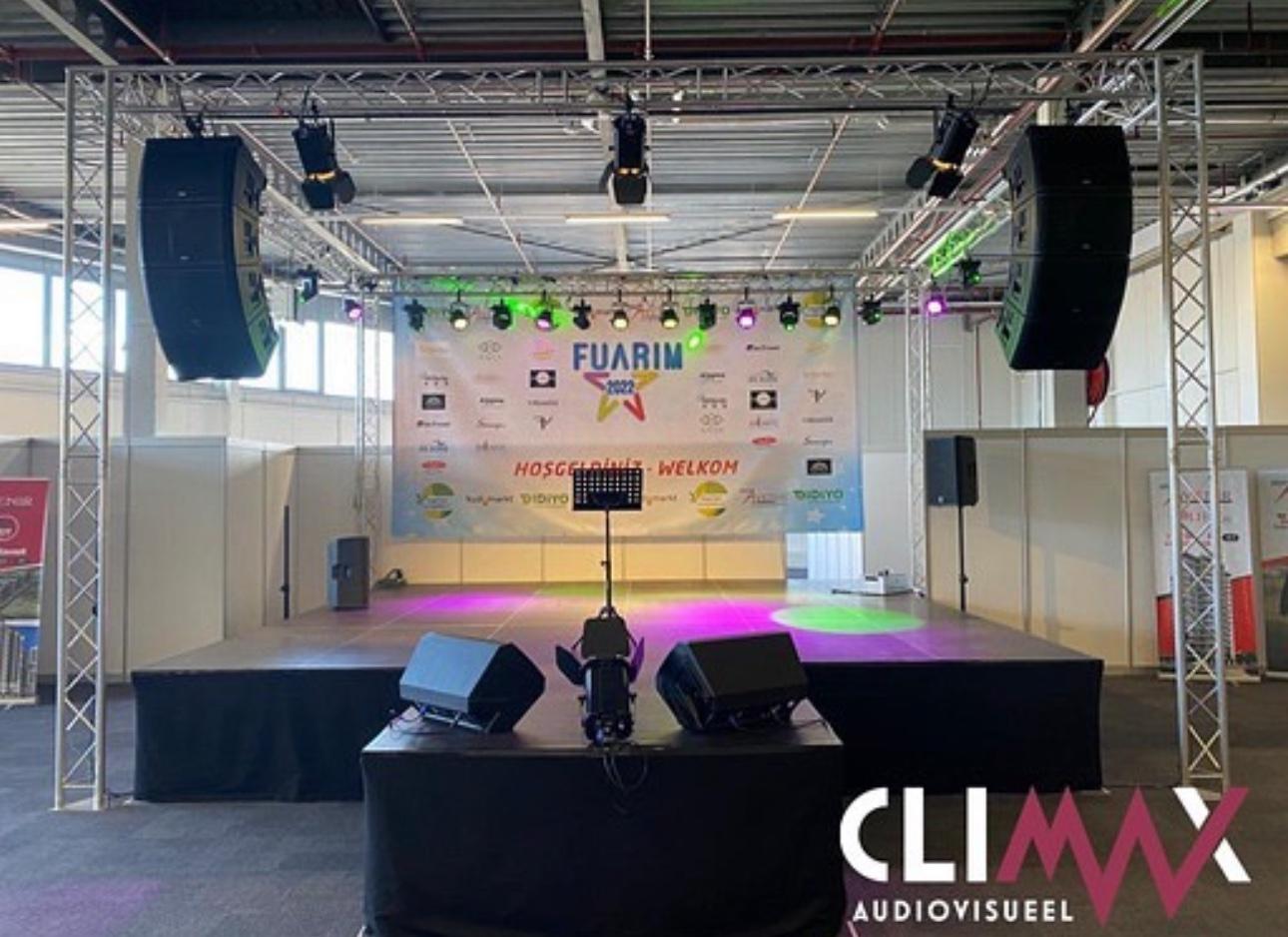 Tontechnik mieten – Line Array & PA-Anlage für Events mieten in Köln – 5
