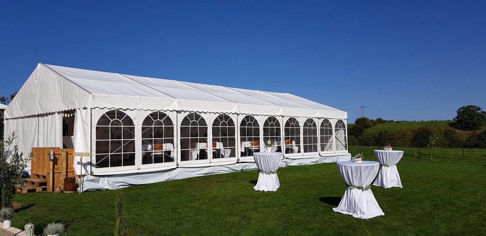 Partyzelt Hochzeitszelt 8x15m, Festzelt Eifel, Zelt mieten in Nettersheim – 800x1500