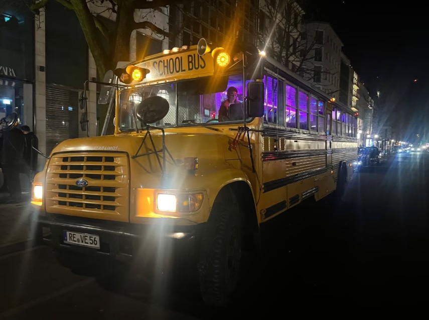 US Schulbus / Partybus für JGA mieten in Marl – Alle Anfahrtskosten inklusive – 4