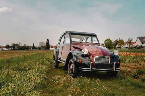 Citroen 2CV6 Charleston mieten / Ente mieten in Gilching – 1986