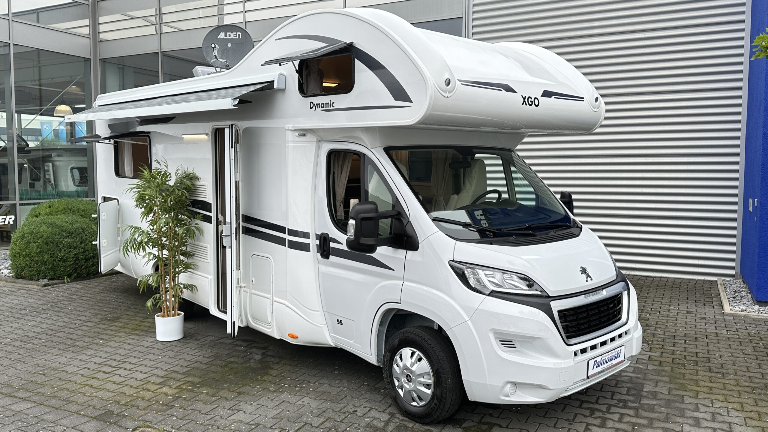 Wohnmobil Nele mieten, autark mieten in Berlin – Alkoven – 3