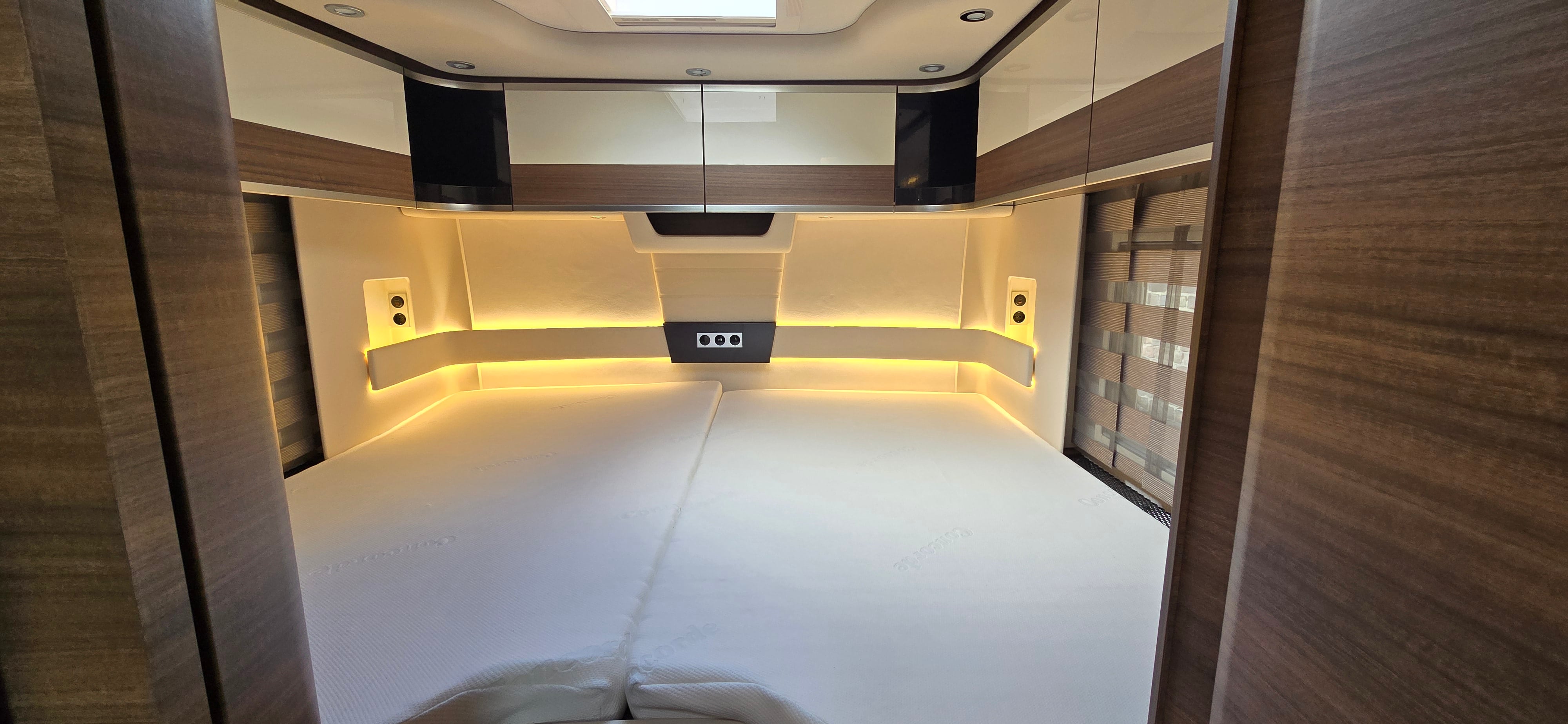 Wohnmobil Concorde Luxus-Reisemobil mieten in Berlin – 2024 – Thumbnail 14
