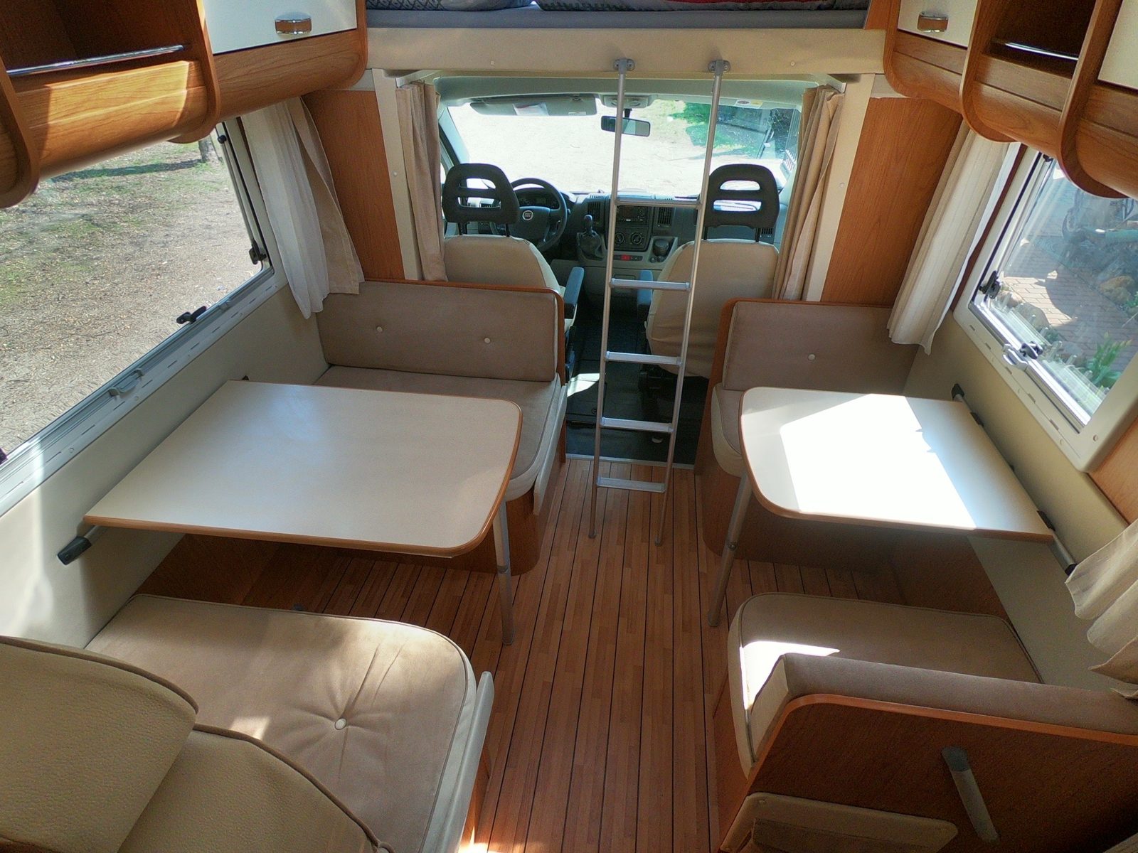 Wohnmobil XGO 105 Family Alkoven mieten in Berlin – 2011 – 5
