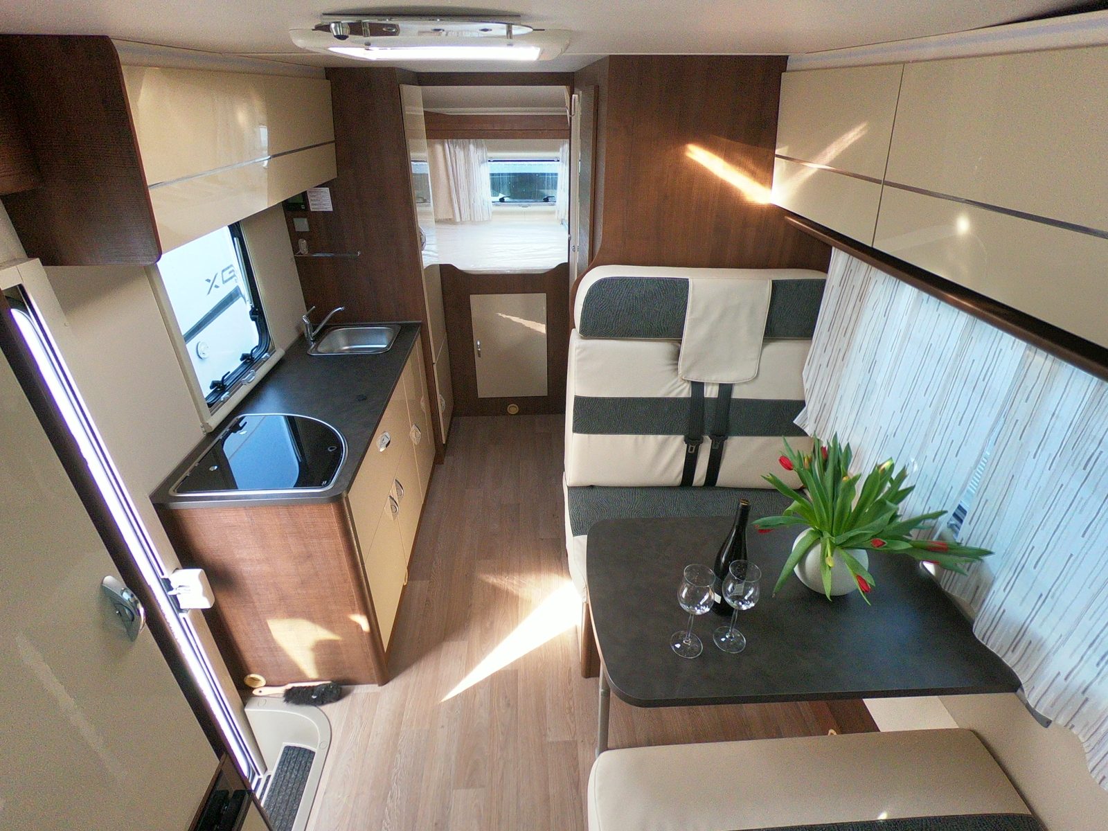 Wohnmobil XGO 35G Alkoven mieten in Berlin – 2019 – 4
