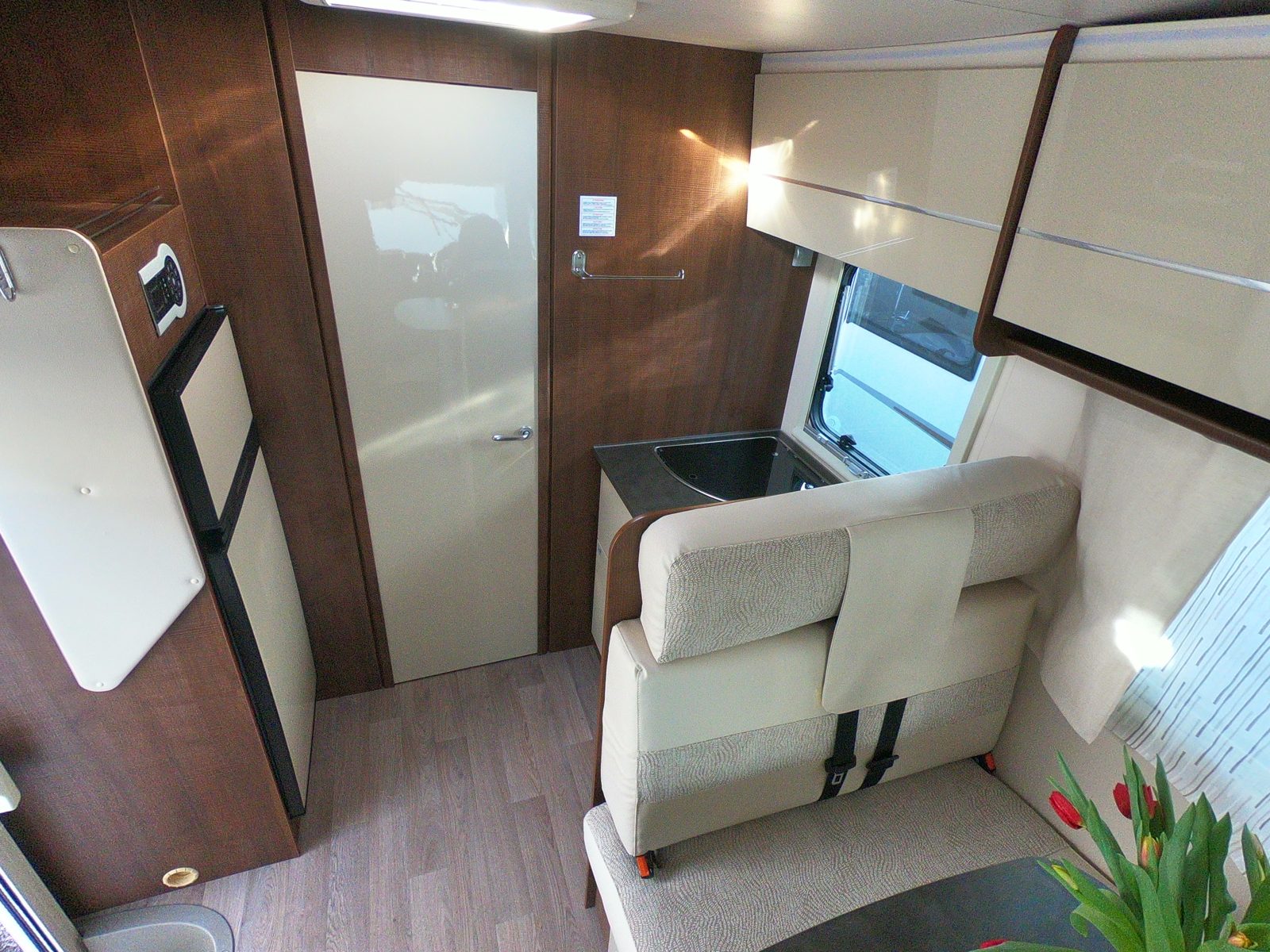 Wohnmobil XGO 95G Alkoven mieten in Berlin – 2019 – 4