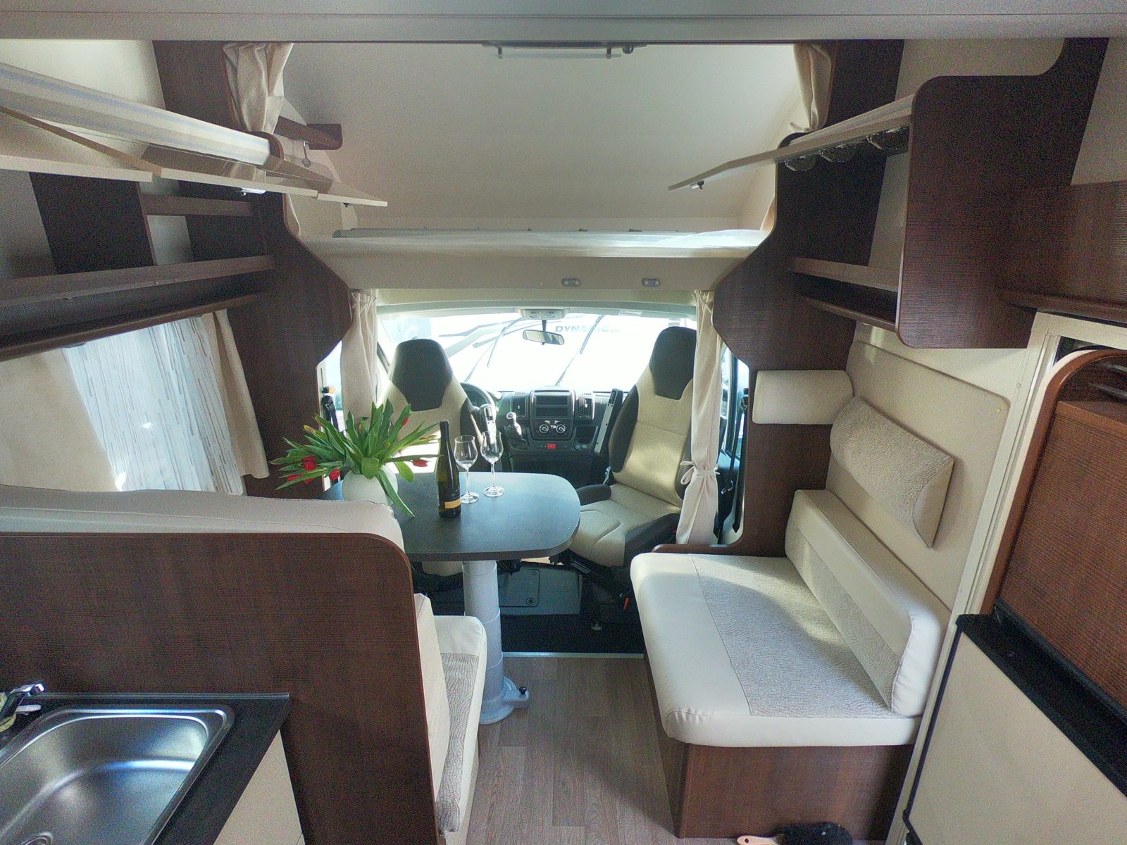 Wohnmobil XGO 95G Alkoven mieten in Berlin – 2019 – 3