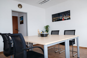 Konferenzraum / Schulungsraum / Büro Düsseldorf Zentrum mieten in Düsseldorf – Bis 100m²