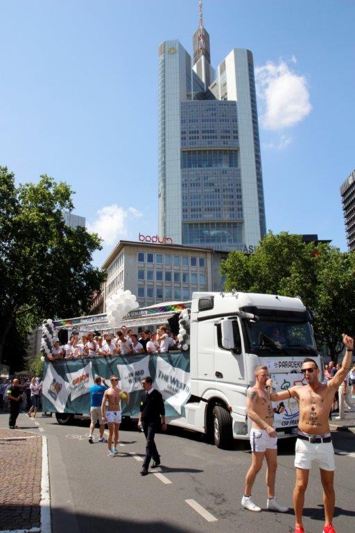Paradetruck Musiktruck Showtruck Promotion Karneval-Truck mieten in Karlsruhe – 4