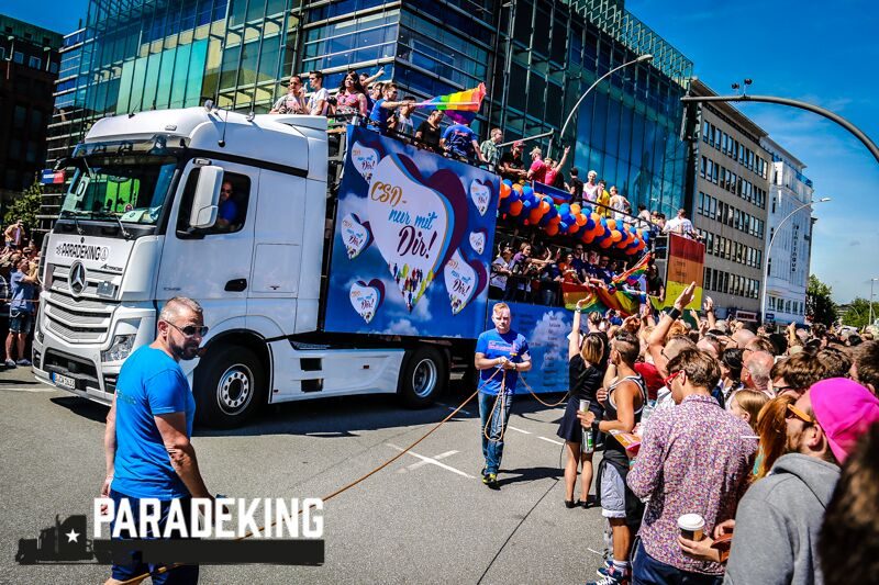 Paradetruck Doppelstock mobile VIP Lounge mit Bar mieten in Karlsruhe