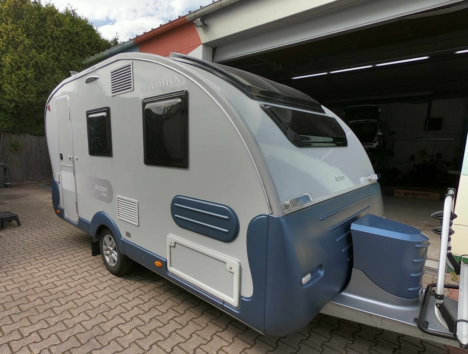 Adria Action 391 PD mieten in Heddesheim – 2018