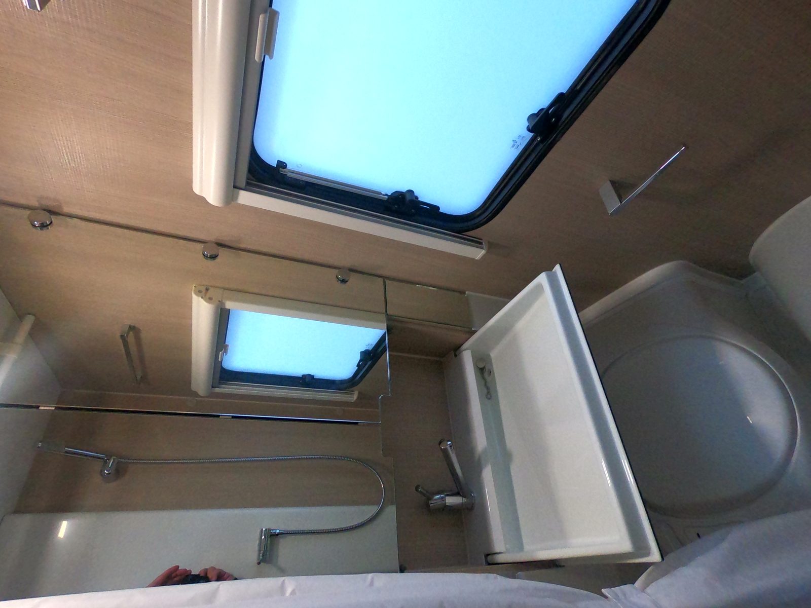 Adria Adora 482 UL mieten in Heddesheim – 2018 – Thumbnail 6