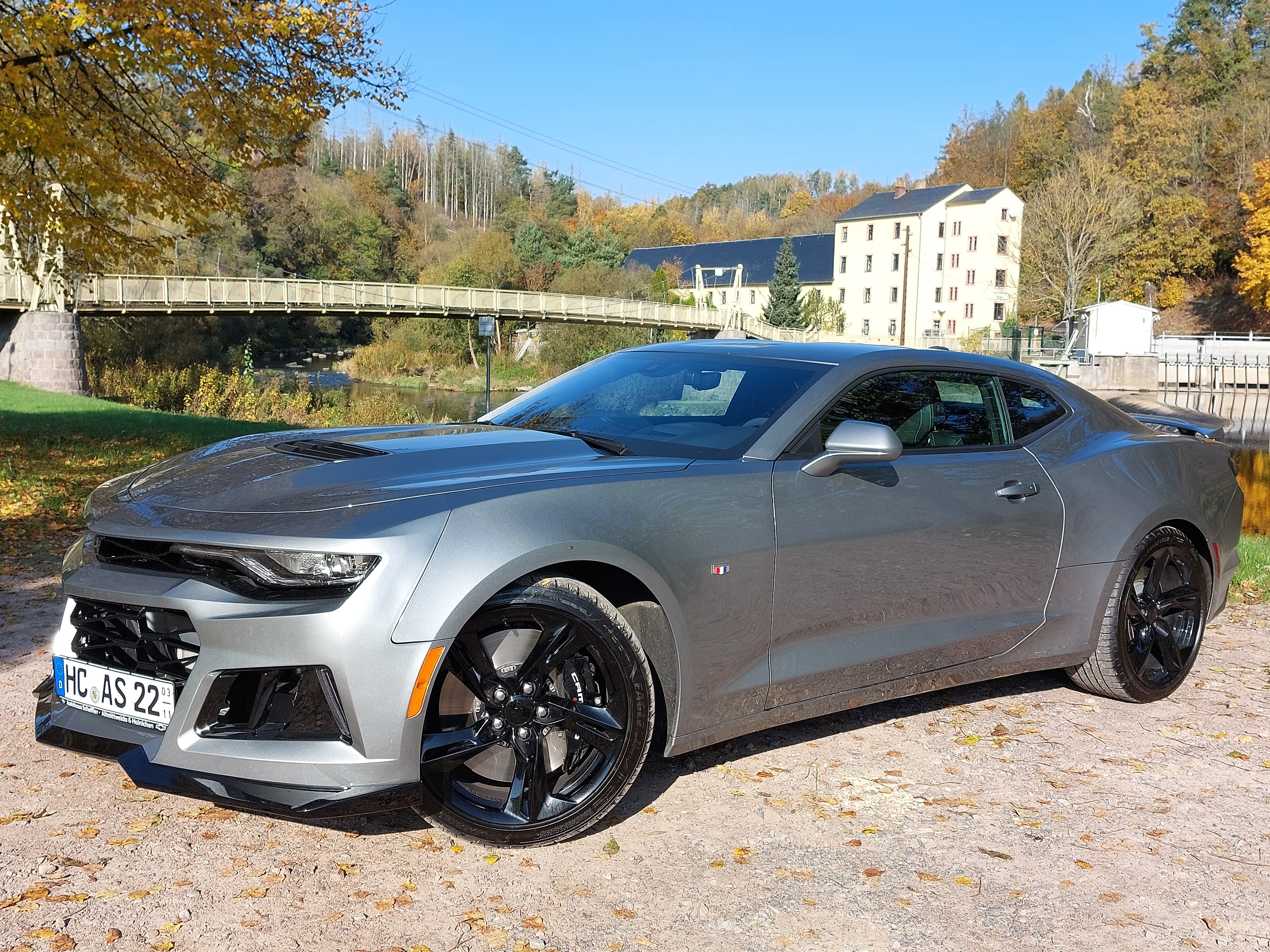 Camaro 6.2 V8 - Automatik mit Schaltwippen - 453PS mieten in Altmittweida – Heckantrieb – Thumbnail 18