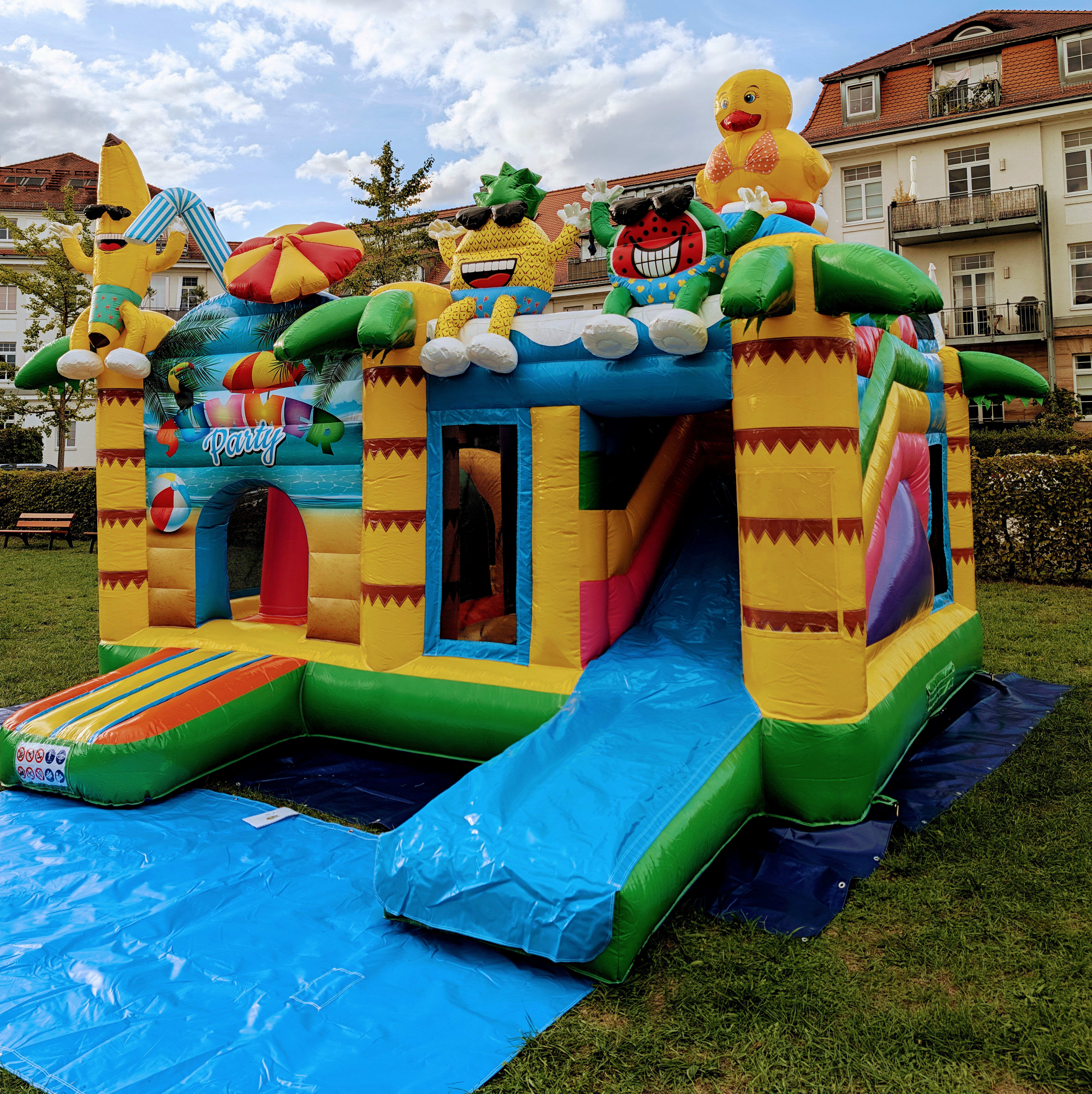 Multiplay Sommerfest Hüpfburg mieten – XXL mieten in Fürth – Indoor und Outdoor