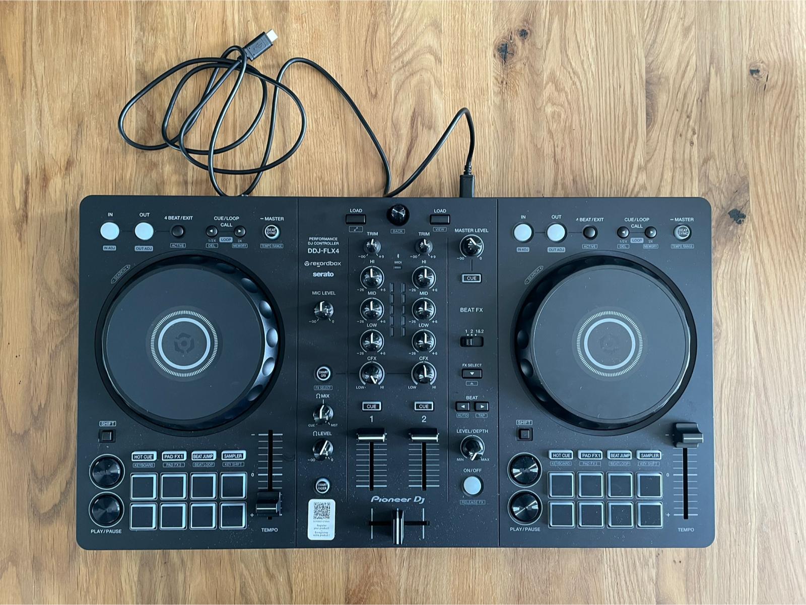 DJ Mischpult Pioneer DDJ FLX-4 mieten in Bergfelde – Mischpult und Mixer