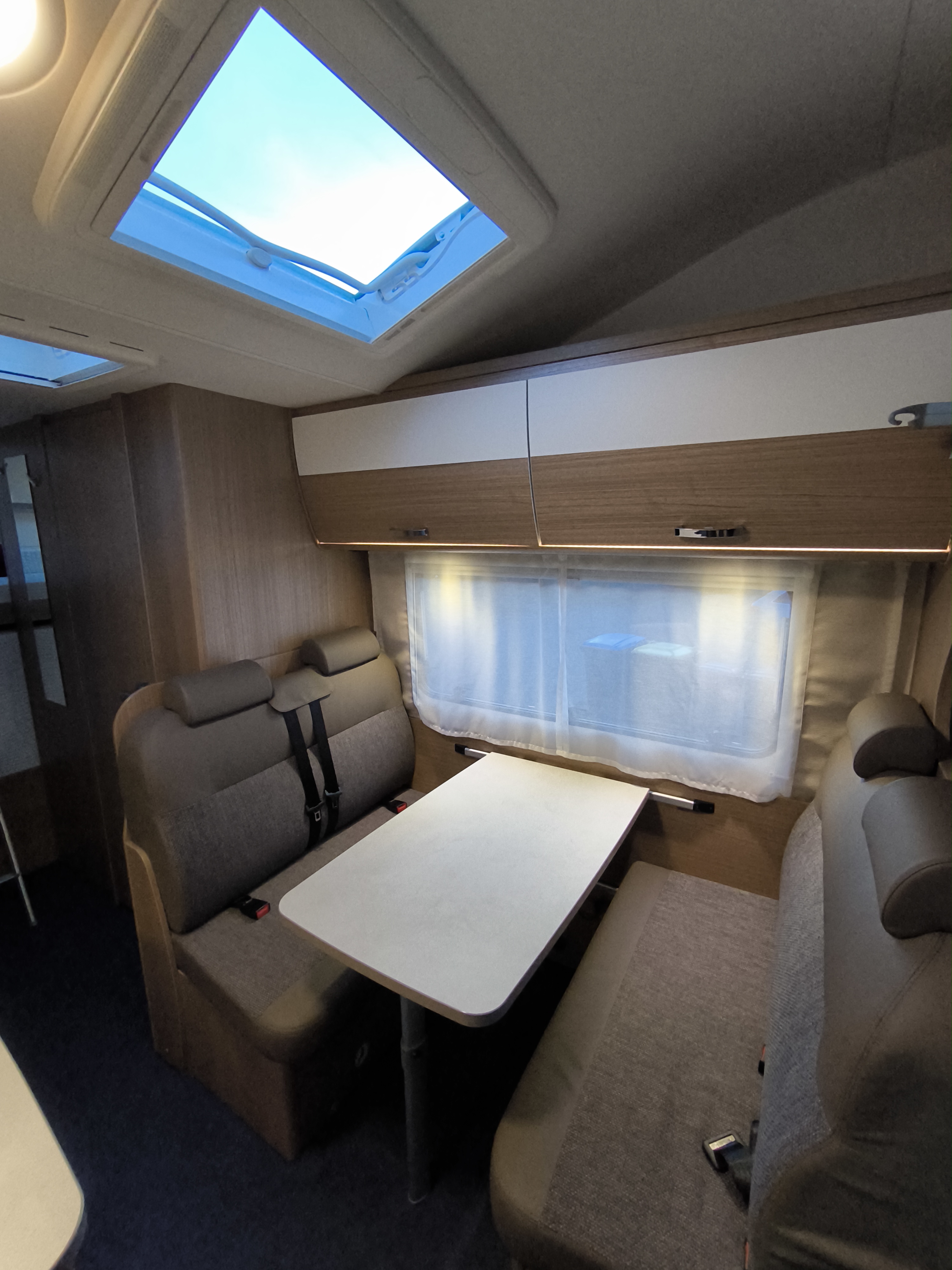 Wohnmobil CARADO A361 / Fiat Ducato mieten in Köln – 2019 – Thumbnail 19
