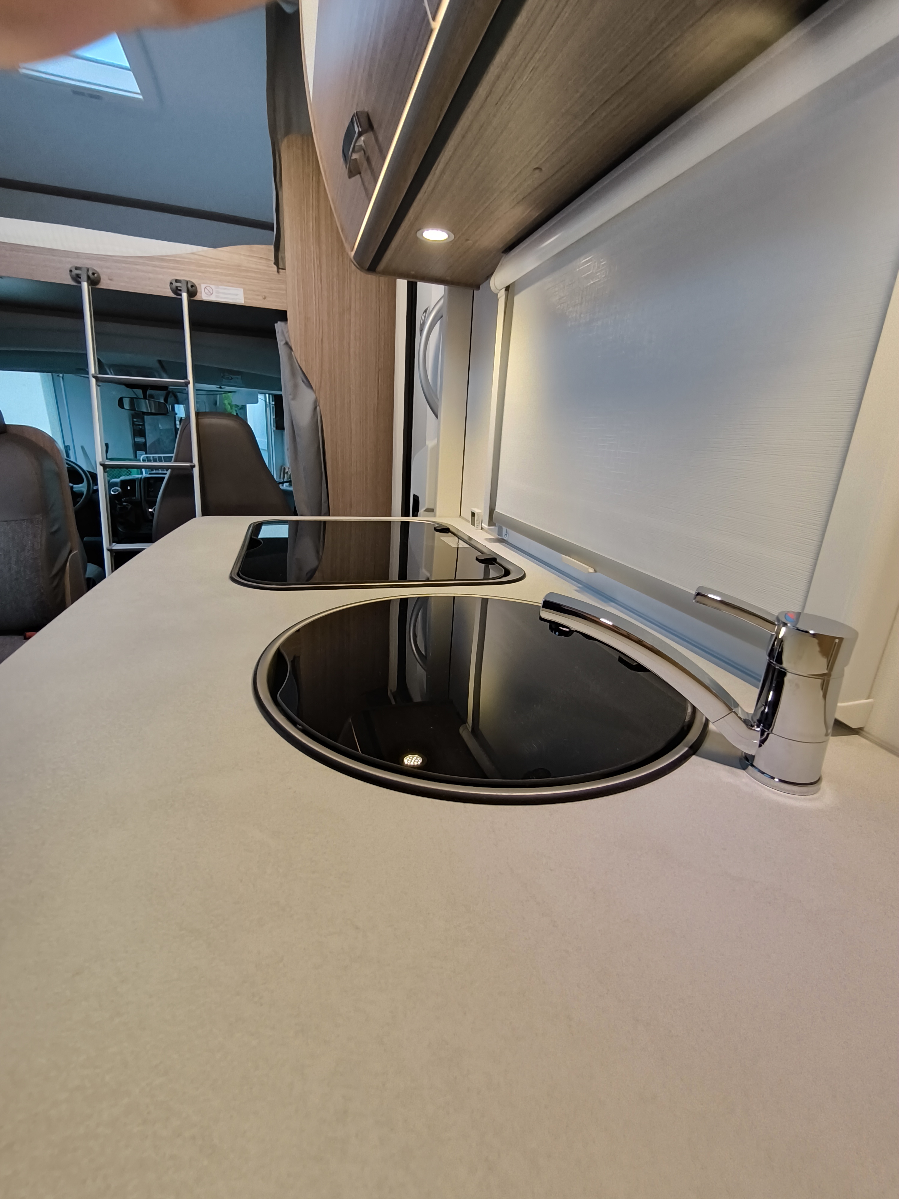 Wohnmobil CARADO A361 / Fiat Ducato mieten in Köln – 2019 – Thumbnail 20