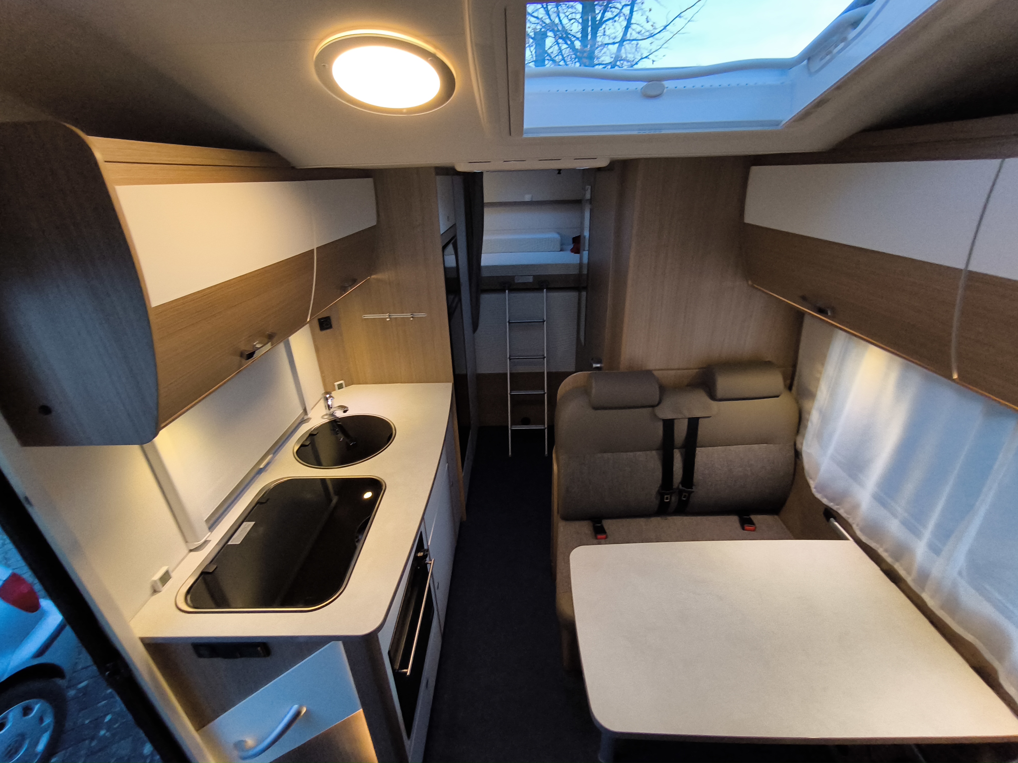Wohnmobil CARADO A361 / Fiat Ducato mieten in Köln – 2019 – Thumbnail 11