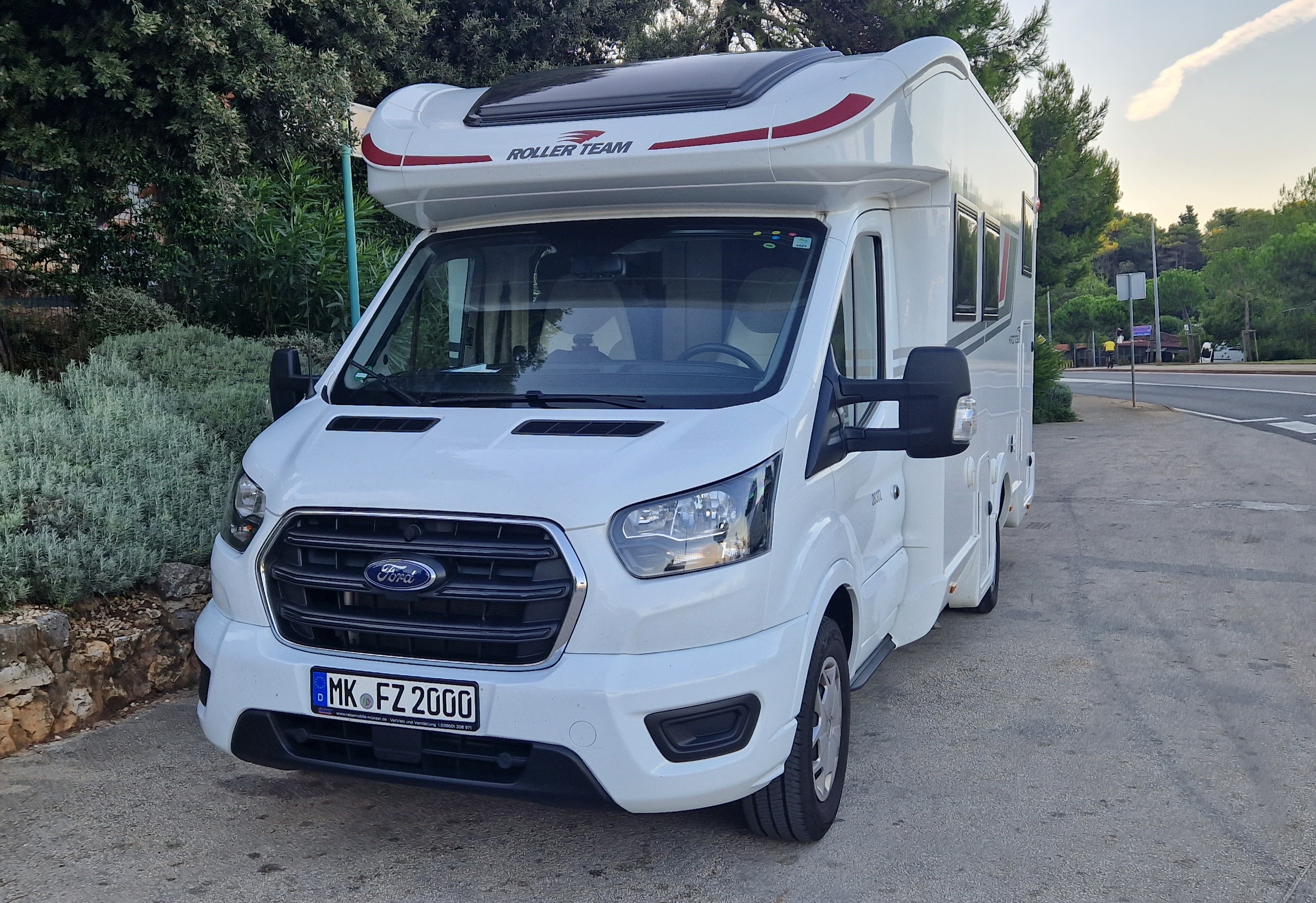 Roller Team Kronos 283 tl mieten in Lüdenscheid – 2022 – 2