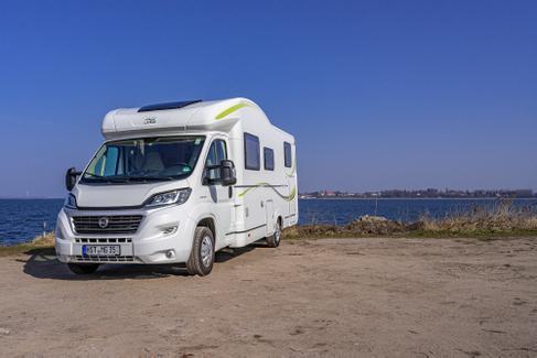 Caravan Free Living M 740 SL Wohnmobil mieten in Stralsund – Teilintegriert – 4