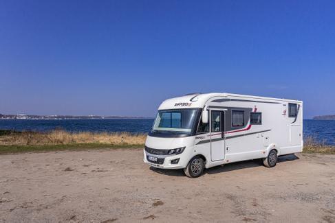 Rapido Wohnmobil 866f mieten in Stralsund – Vollintegriert
