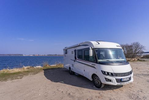 Rapido Wohnmobil 866f mieten in Stralsund – Vollintegriert – 2