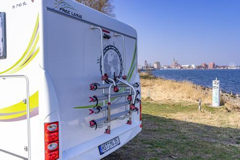 Caravan Free Living M 740 SL Wohnmobil mieten in Stralsund – Teilintegriert – 5