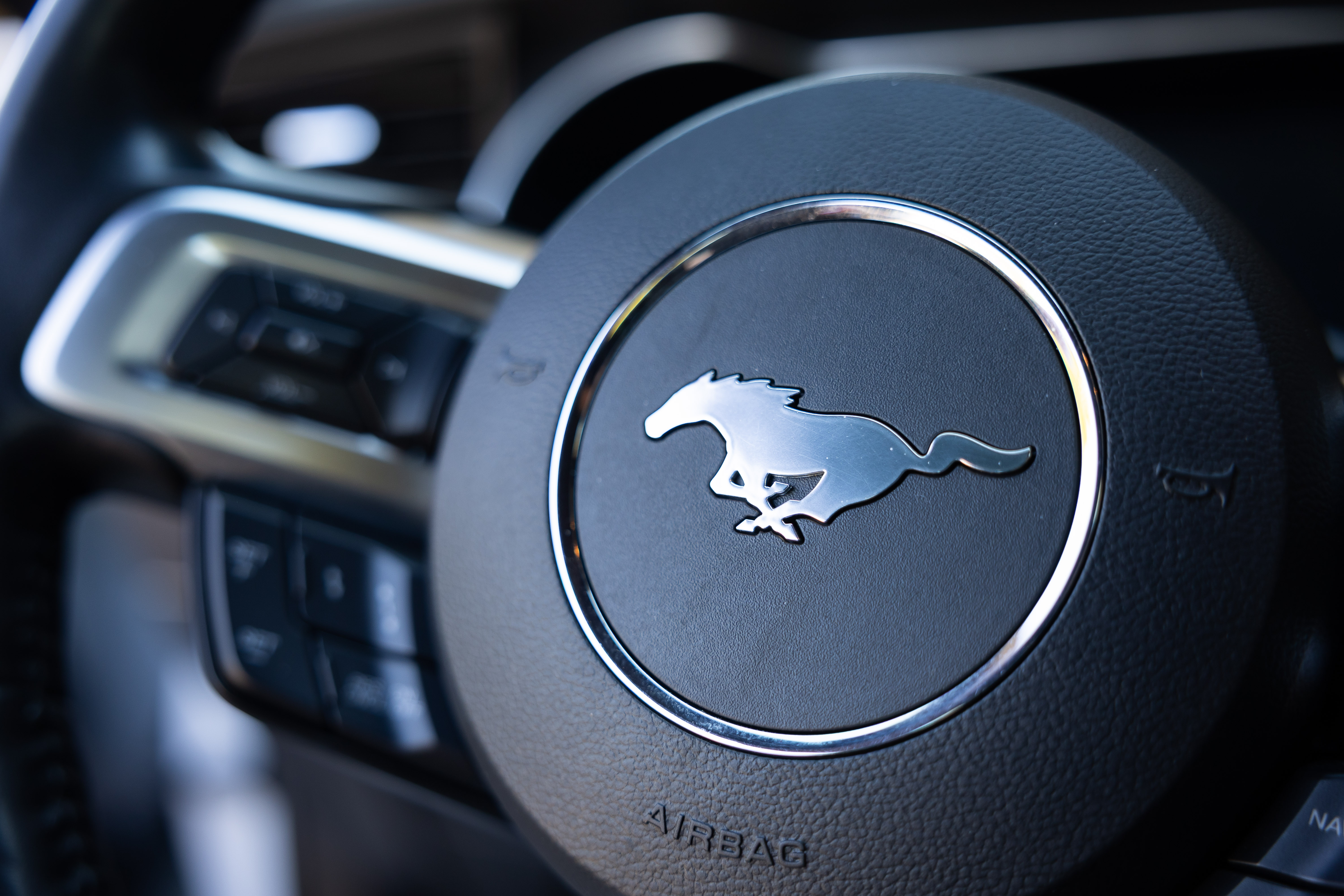 Ford Mustang GT V8 mieten in Hamburg – Heckantrieb – 5