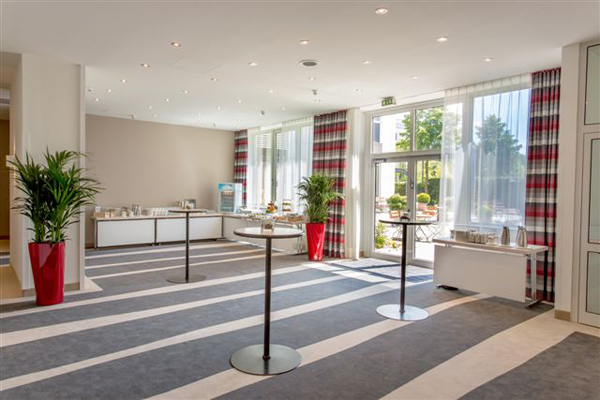 Holiday Inn Düsseldorf Neuss mieten in Neuss – Bis 1.000m² – 3