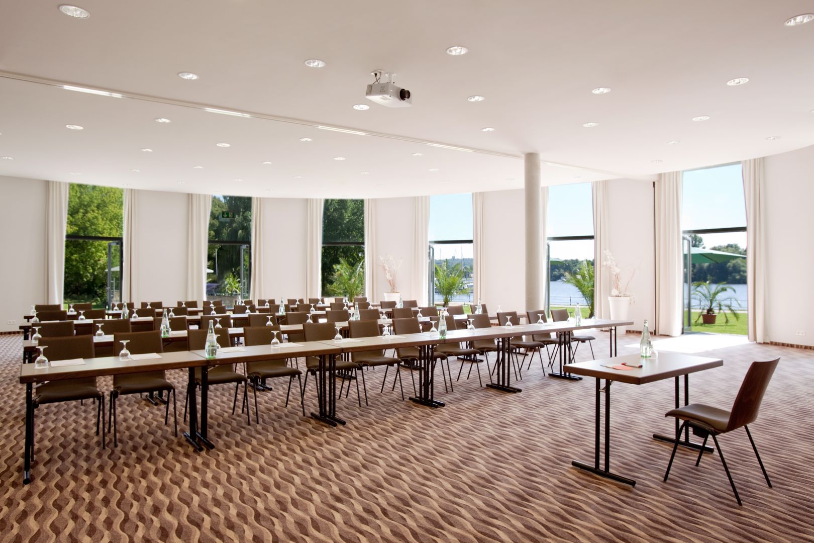 arcona HOTEL AM HAVELUFER mieten in Potsdam – Bis 1.000m² – 5
