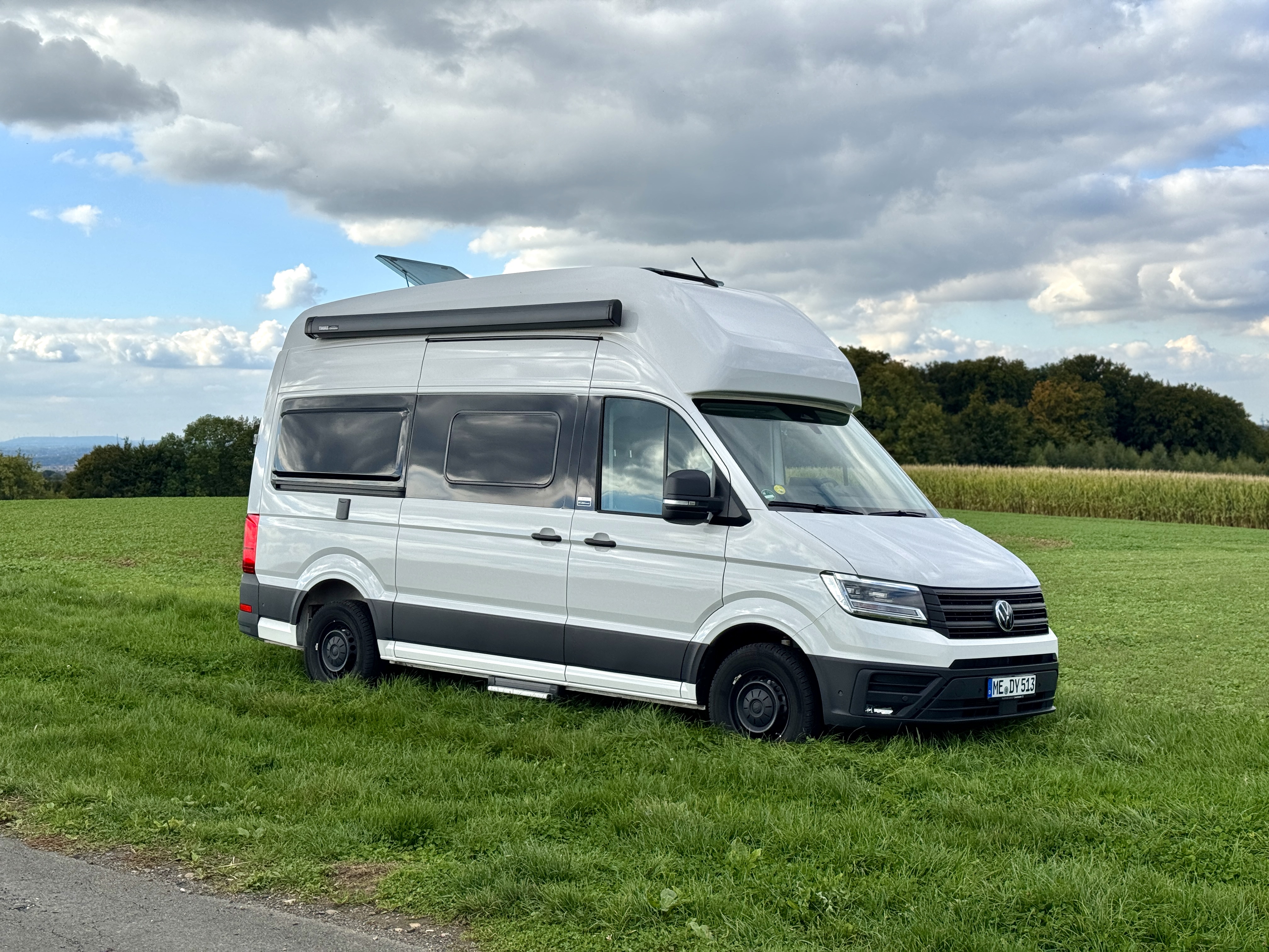 VW Crafter 2025 – Camper für 4 Personen mieten in Monheim am Rhein – Diesel – 2