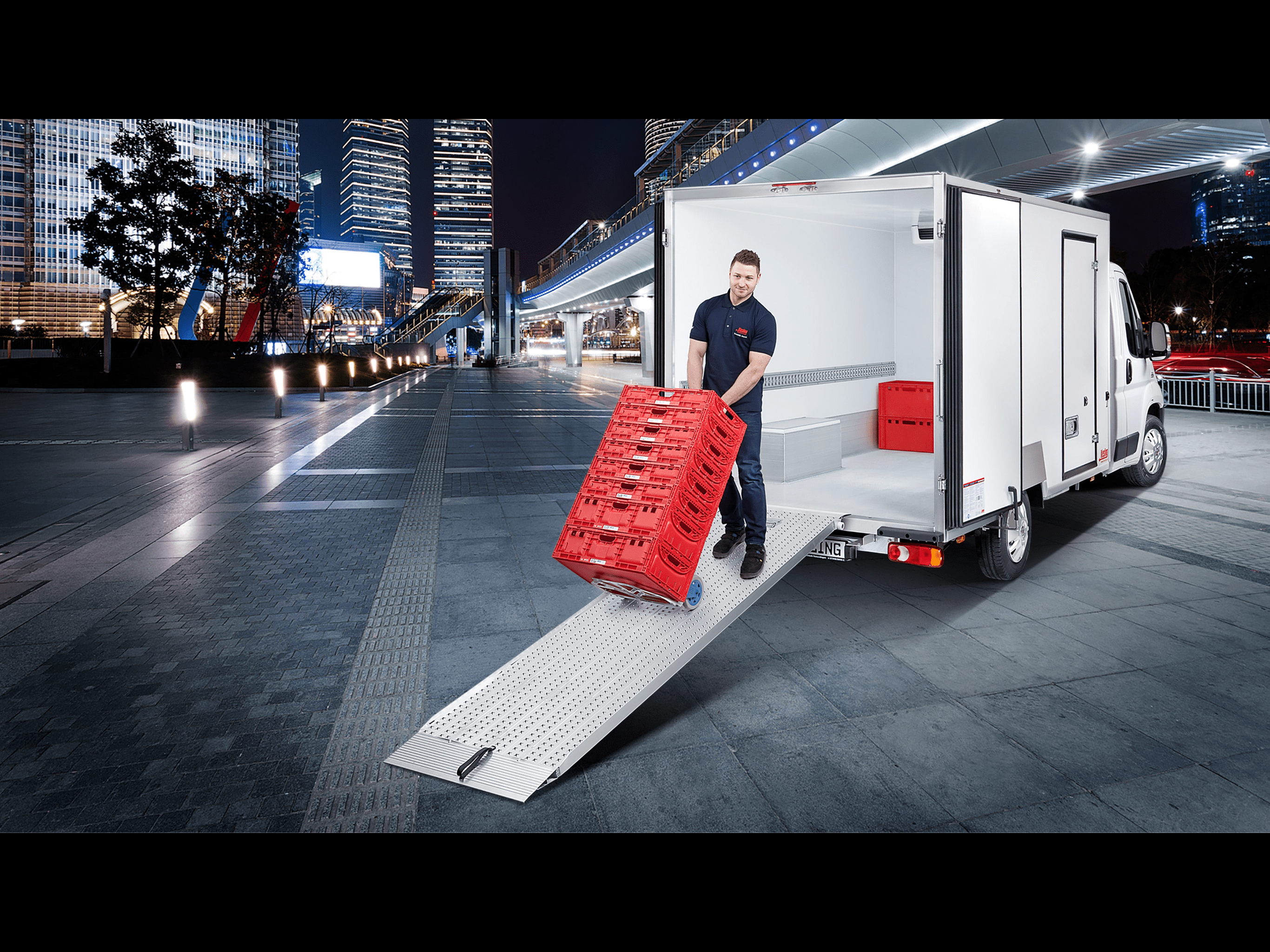 Moderner Kühltransporter bis 3 mieten in Moers – Ohne Fahrer – Thumbnail 17