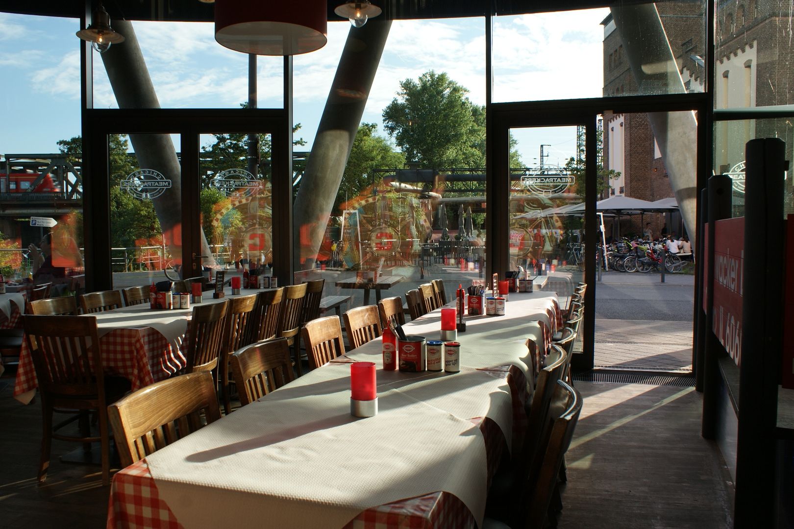 Chicago Meatpackers Frankfurt Riverside mieten in Frankfurt am Main – Thumbnail 6